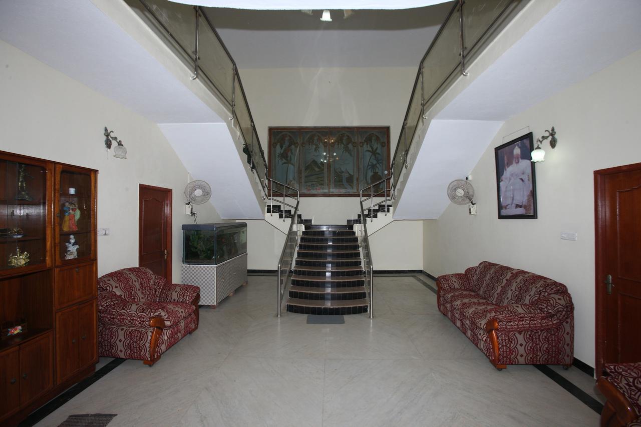 Oyo 935 Hotel Palkhee ムンバイ エクステリア 写真